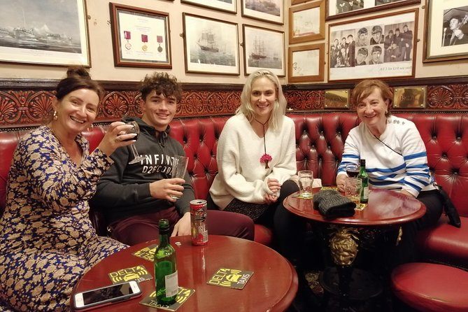 Walking and Drinking Evening Tour in Liverpool